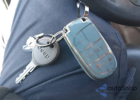 2018 Jeep Grand Cherokee High Altitude 4X4 z USA, uszkodzony, nr VIN 1C4RJFCG1JC375041